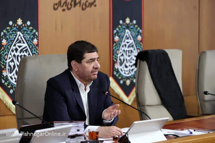 تصویری از دیدار دستیار رهبر انقلاب با خانواده شهید امیرعبداللهیان/ خانواده مخبر هم بودند