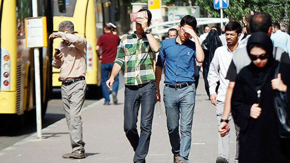 موج گرمای شدید خوزستان را دربرمی‌گیرد؛ دمای هوا به بالای