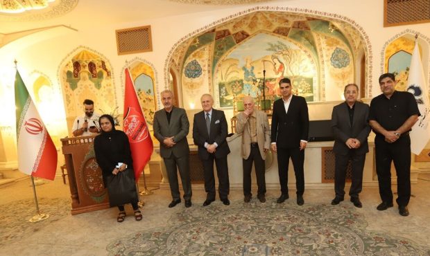 تقدیرباشگاه پرسپولیس از خبرنگار برنا