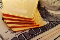 کاهش قیمت طلا با تقویت دلار