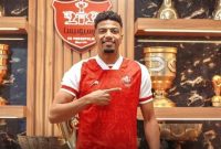 مدافع پرسپولیس به تیم بحرینی پیوست