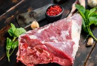 اثرات منفی مصرف گوشت قرمز بر کلیه‌ها و کبد: بررسی علمی و راهکارهای پیشگیری