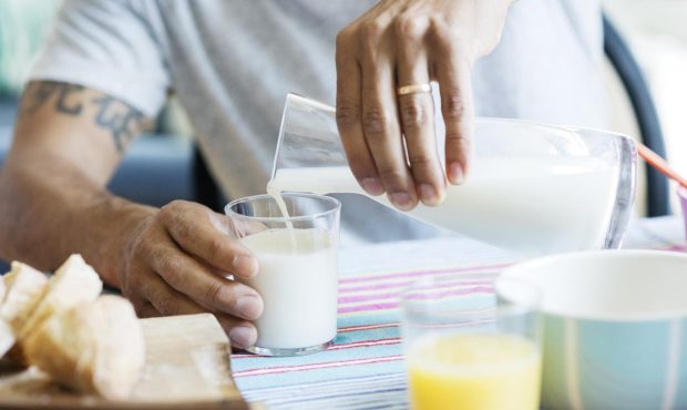 ارتباط مصرف لبنیات با پوکی استخوان