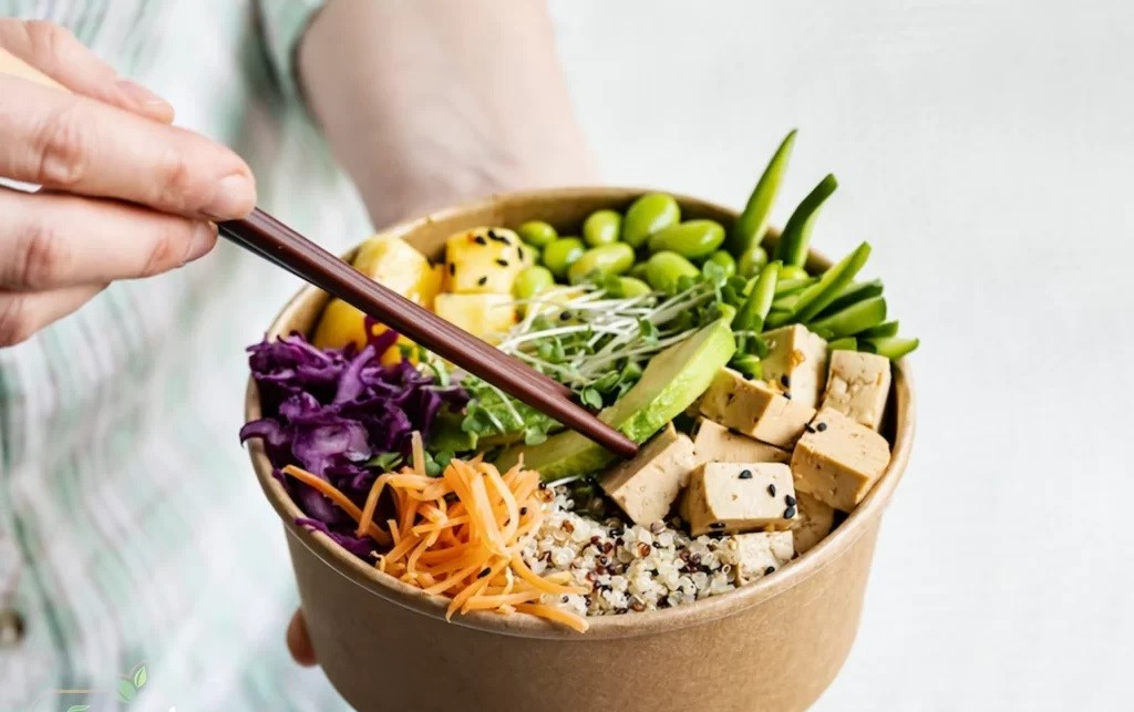 تاثیر مصرف گوشت مرغ بر انرژی روزانه کودکان و جایگزینهای سالم 4 1eb9e18a 3584 42d6 94a1 e19cd58ab770