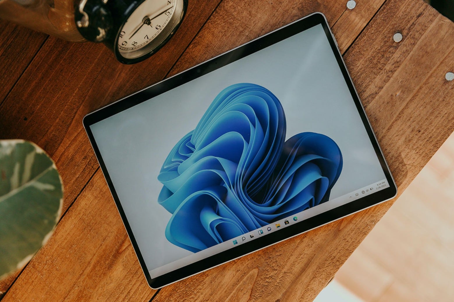 بررسی مزایای استفاده از لایسنس اورجینال ویندوز 11؛ امنیت، سرعت و هماهنگی با سختافزار جدید 1 3192be7e 36cc 45ad a261 491f877e9950